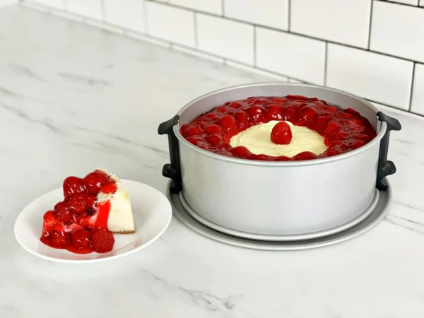 9-Inch Leakproof Springform Pan - Image 2