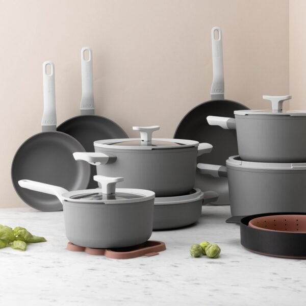 Covered 2-handle sauté pan 26 cm- Leo - Image 4