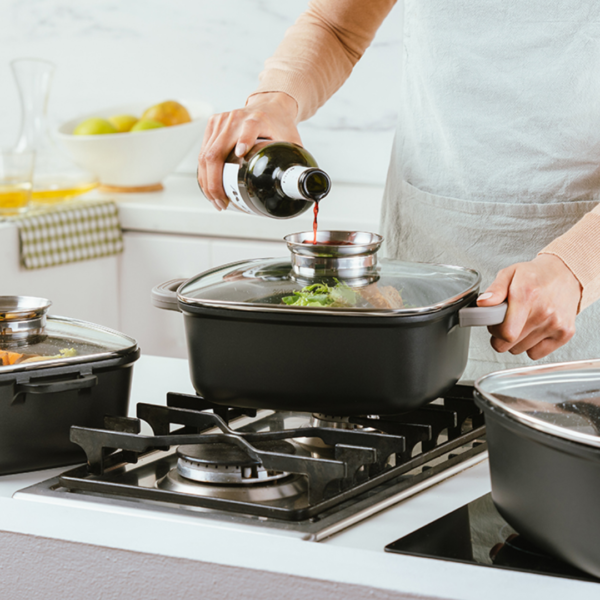 Die cast square casserole-roaster "Funtzio" with nonstick stone coating 20cm - Image 3